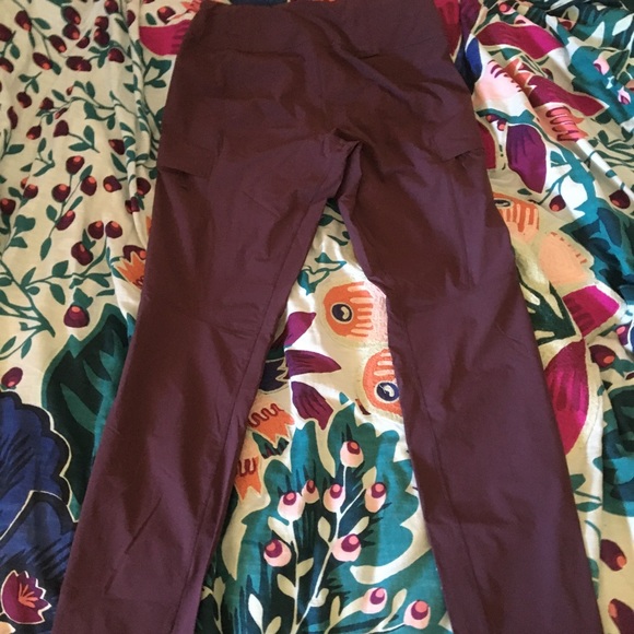 Arcteryx women’s Sabria hiking pants purple reign - Picture 11 of 16
